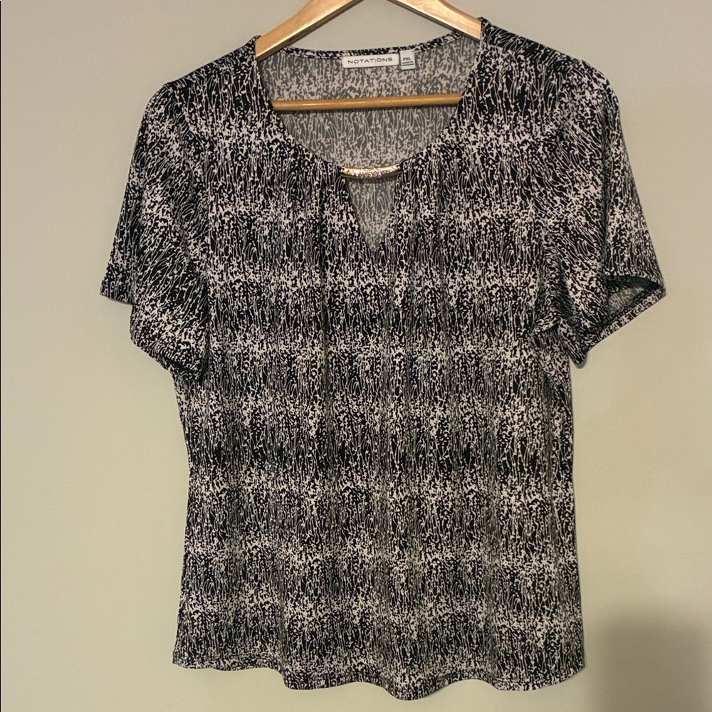 Notations Black and White Short Sleeve Top